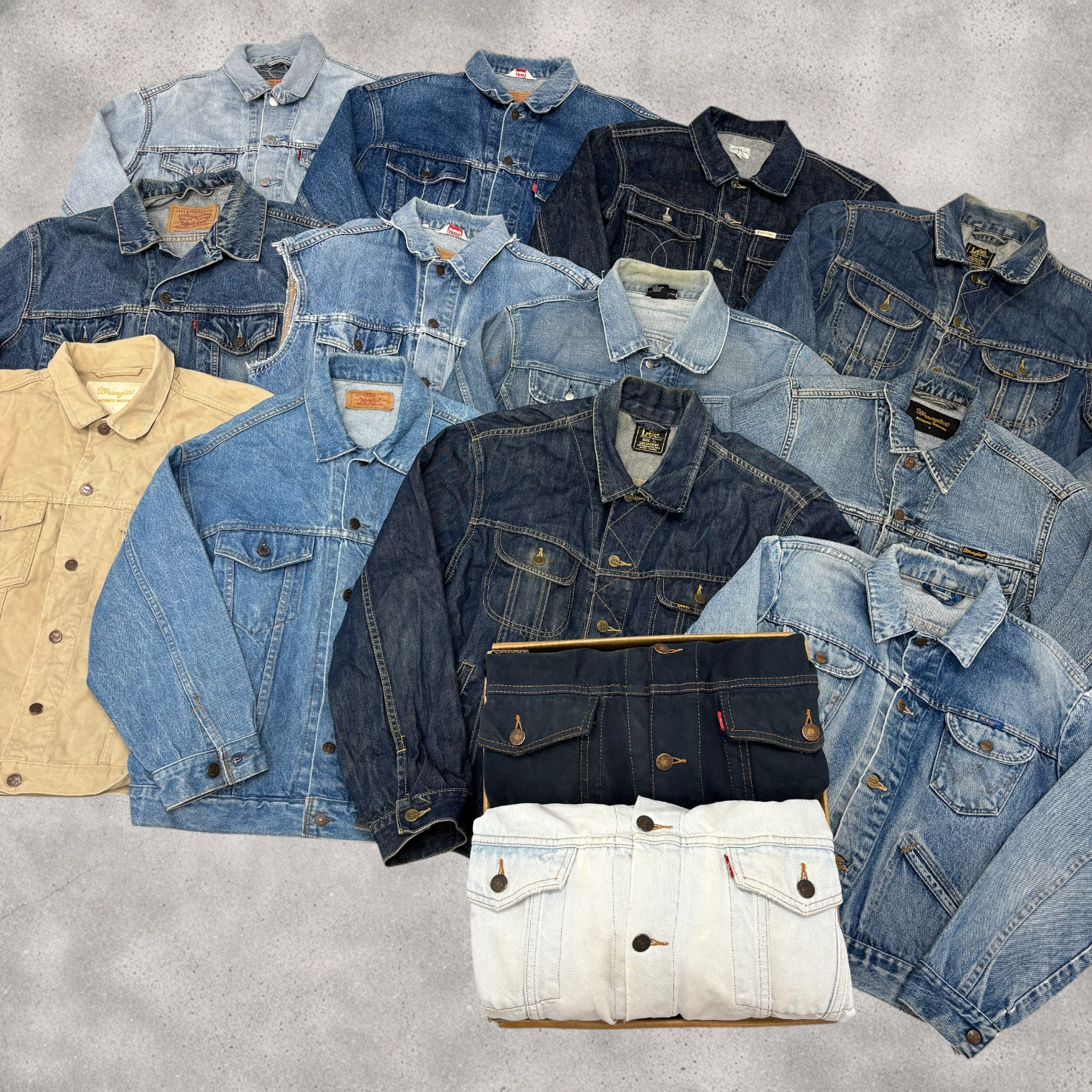 15x BRANDED DENIM JACKET MIX