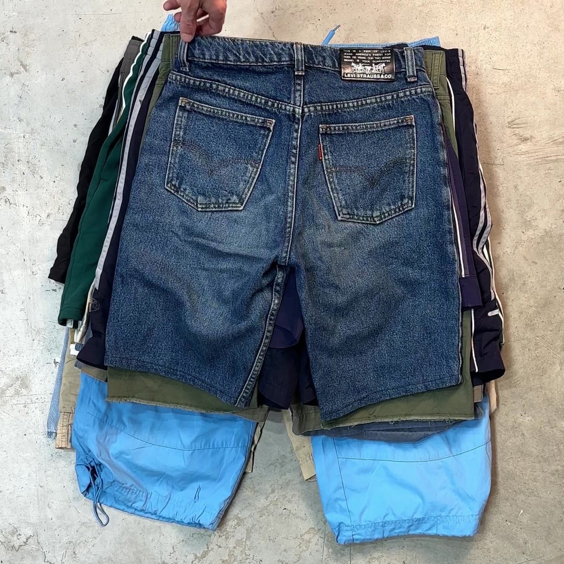 20x BRANDED SHORTS