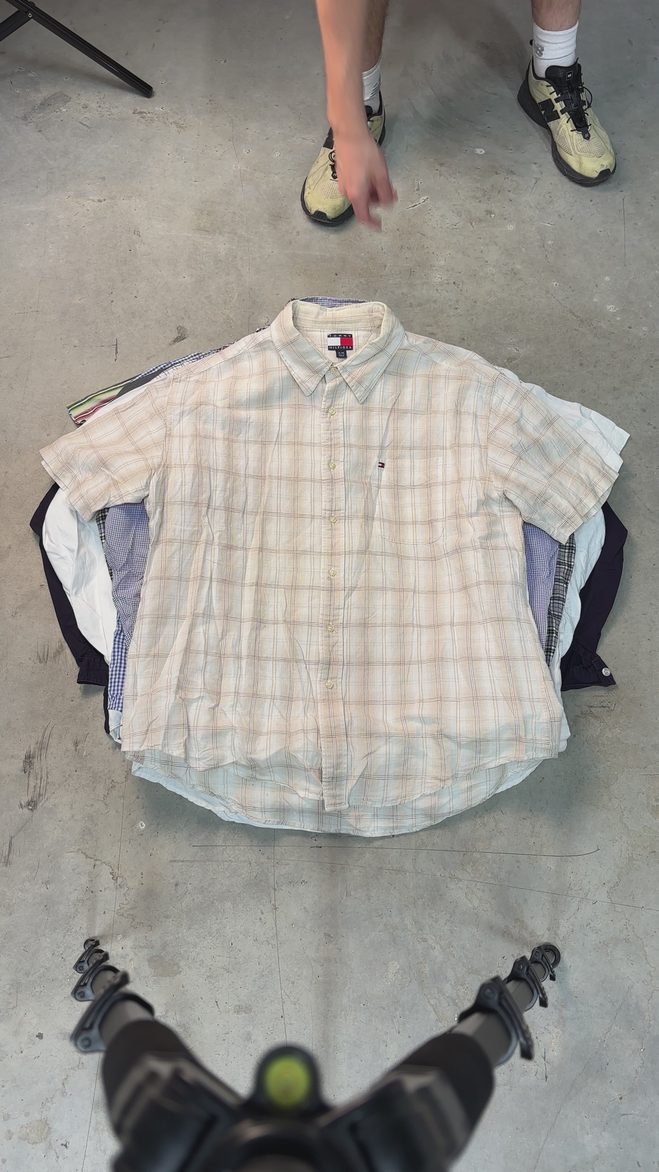 20x BRANDED SHIRTS